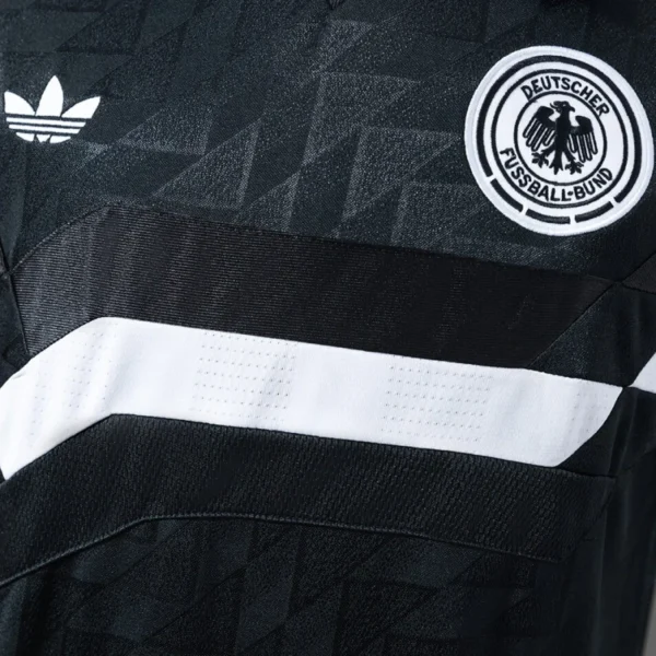 resize,m_lfit,h_800,w_800 (96) Germany 88/90 Away Retro Jersey